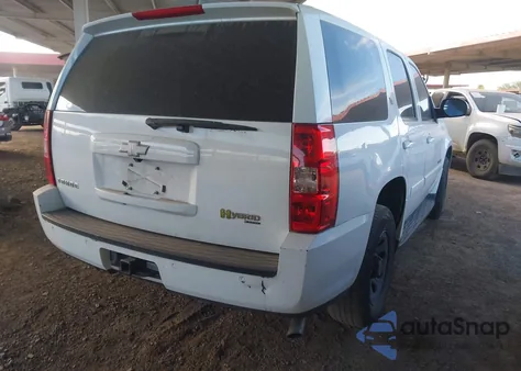 2008 Chevrolet Tahoe Hybrid z USA, uszkodzony, nr VIN 1GNFK13588R222012